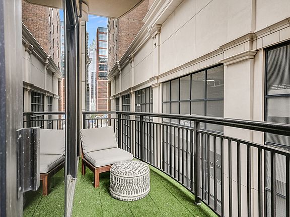 5th image of 311 W 5th St Unit 608