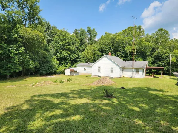 1082 W County Road 250 Rd N, Paoli, IN 47454