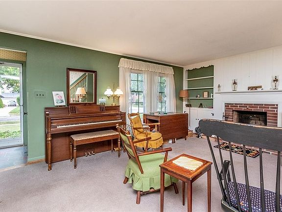 3rd image of 167 Snug Haven Ct