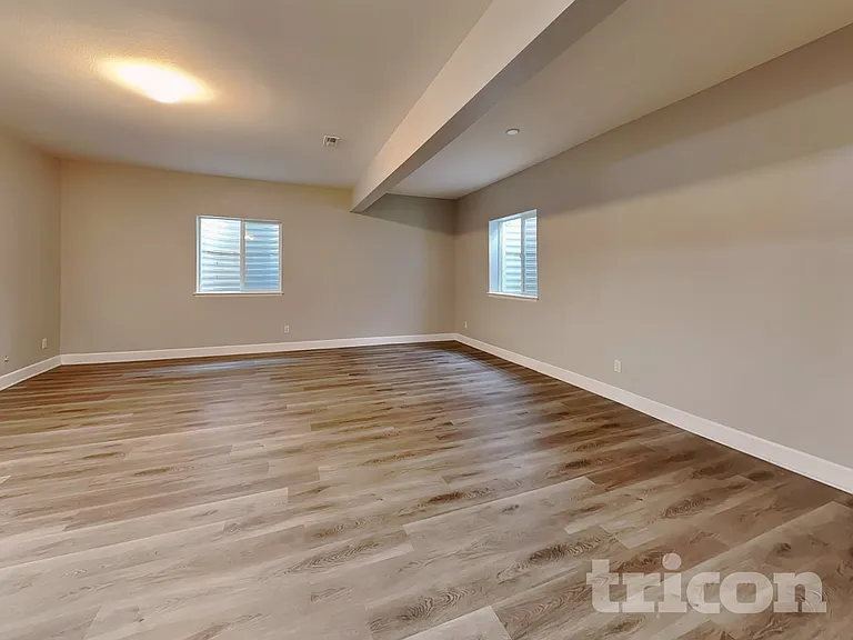 6313 N Genoa Way — Photo 14