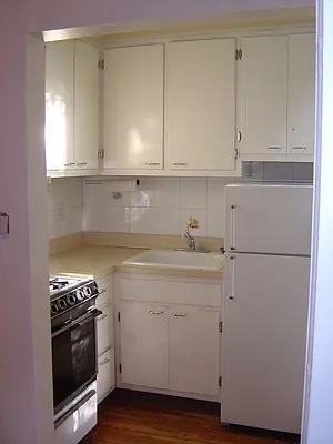 Rented by CG Realty | media 35