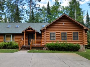 1742 Harolds Trl, Grayling, MI 49738