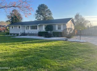 917 Royal Ave, Seymour, TN 37865