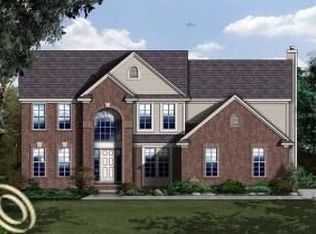 23891 Copperwood Dr E, South Lyon, MI 48178