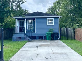 806 E 40th St, Houston, TX 77022