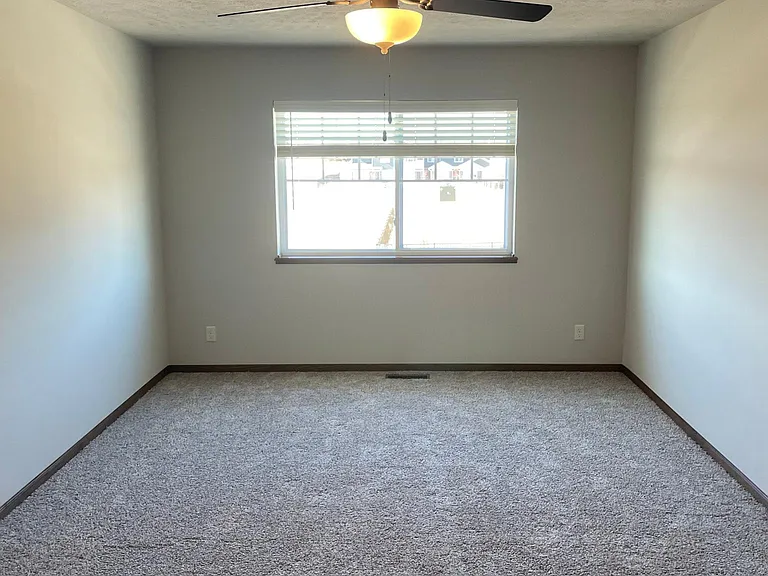 1200 Cedar Cove Rd — Photo 2