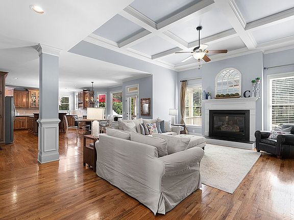 5th image of 2452 Stone Manor Dr