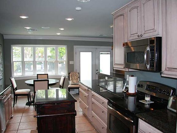 3rd image of 4309 N Turnbull Dr