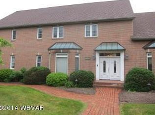 1247 Deerfield Dr, Williamsport, PA 17701