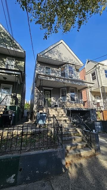 2nd image of 74 Bidwell Ave