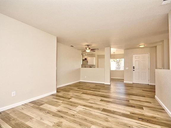 5th image of 17910 Juniper St