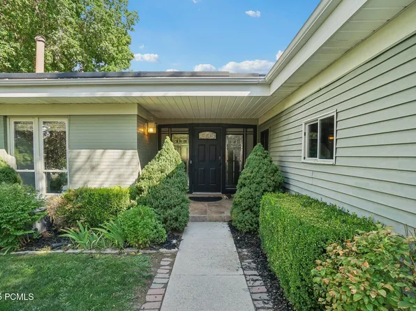 2451 E Murray Holladay Rd, Holladay, UT 84117