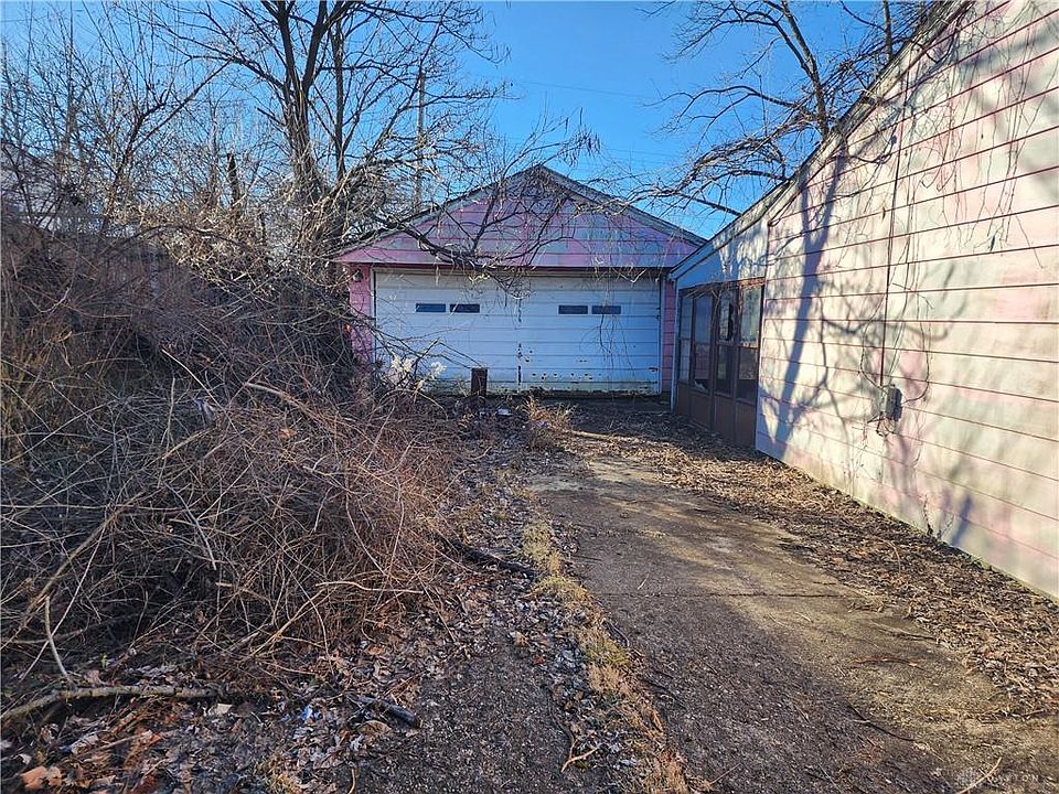 2nd image of 4742 Ericson Ave