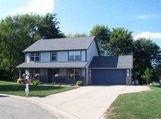 912 Eagle Brook Dr, Shelbyville, IN 46176