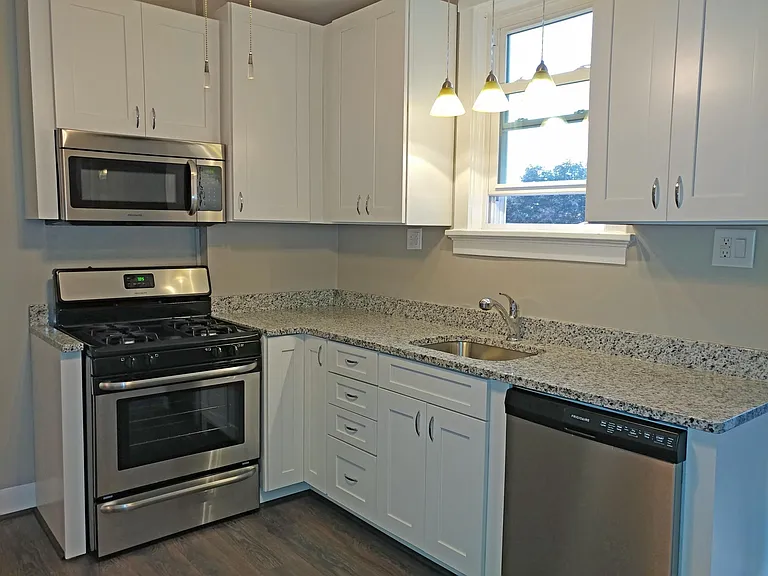 4228 Saline St — Photo 8