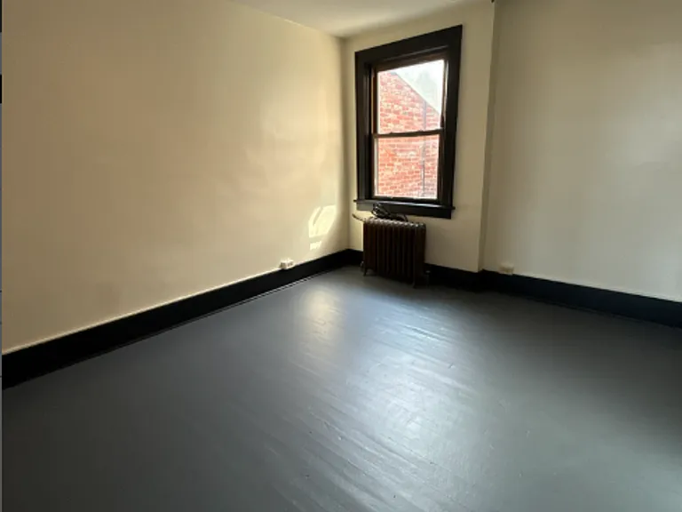 3225 W Liberty Ave — Photo 12