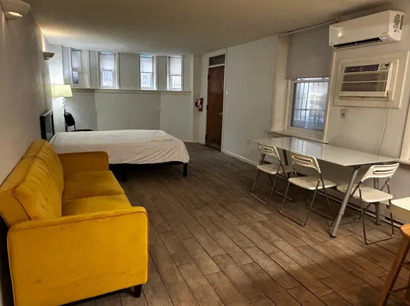 1115 Spruce St APT Gb, Philadelphia, PA 19107