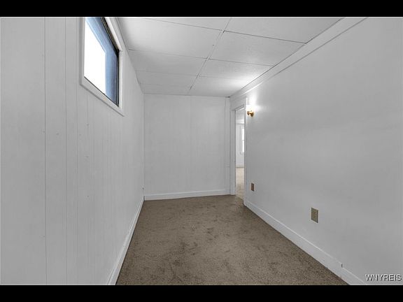 4th image of 75 Mills St #2