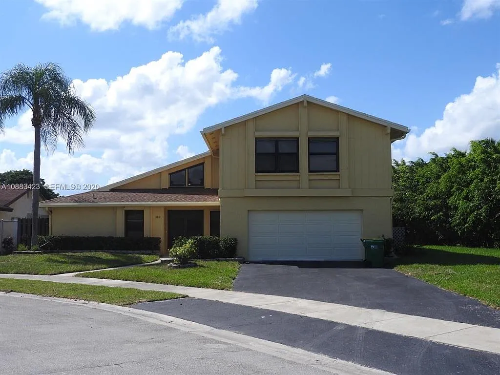NW 67th Ct, Fort Lauderdale — Photo 2
