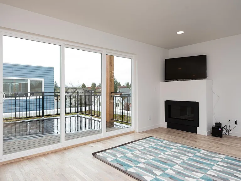 1522 N Blandena St #2W — Photo 34