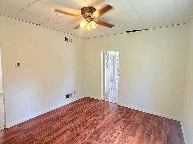 407 Electric St — Photo 20