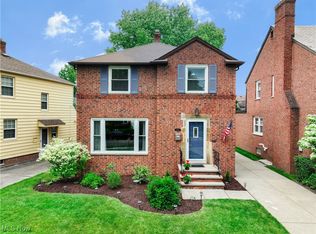 3841 Bethany Rd, University Heights, OH 44118