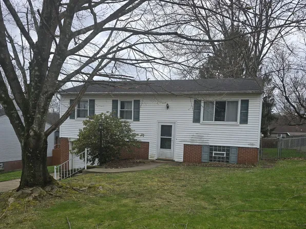 1367 Cavitt Rd, Monroeville, PA 15146