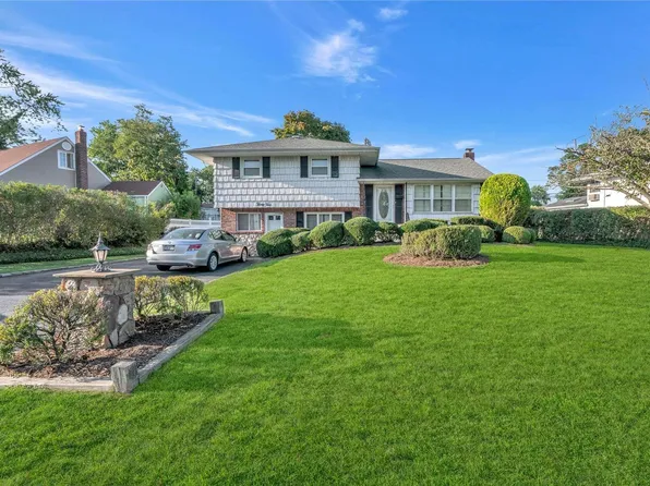 35 Elder Drive, Commack, NY 11725