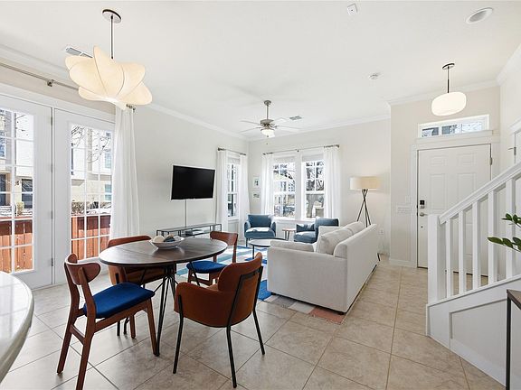 4th image of 3900 Threadgill ST #2