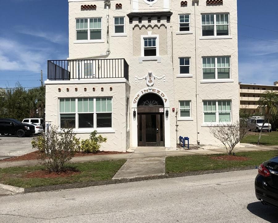 1st image of 635 12th Ave NE APT 16