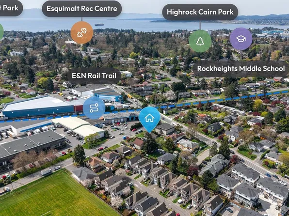 946/948 Ellery St, Esquimalt, BC V9A 4R9