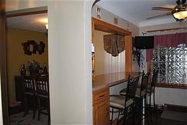 5th image of 4816 Ira Ave