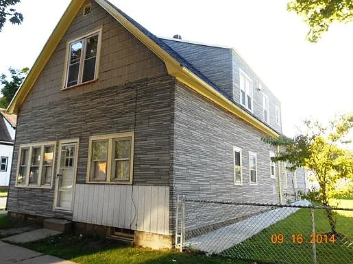 2377 S 19th St photo 1