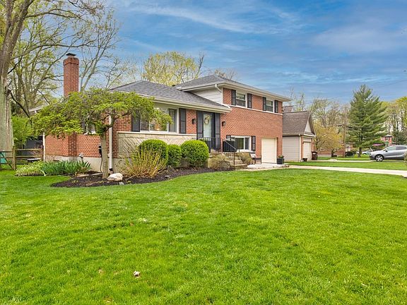 2nd image of 6930 Moorfield Dr