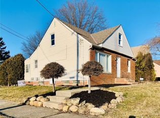 26321 Parklane Dr, Euclid, OH