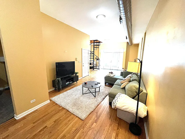 1340 N Dean St #1 — Photo 25