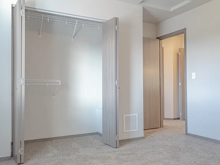 2826 S Marcus Ln — Photo 13