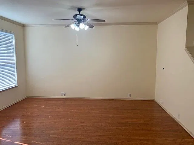 3 bed, 2.5 bath, 1436 sqft, $2,100 — Photo 4
