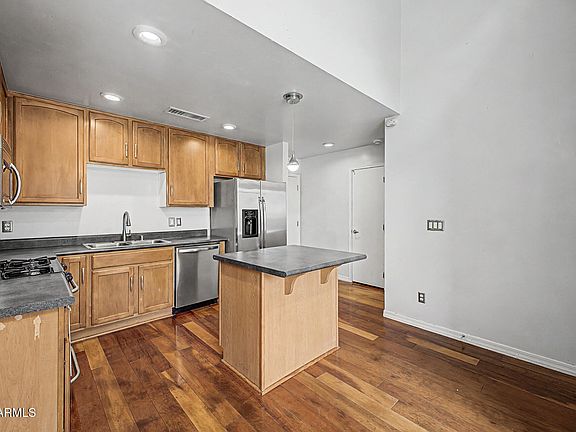 5th image of 7821 N 21ST Avenue