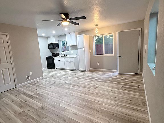 4th image of 113 Orange Ave