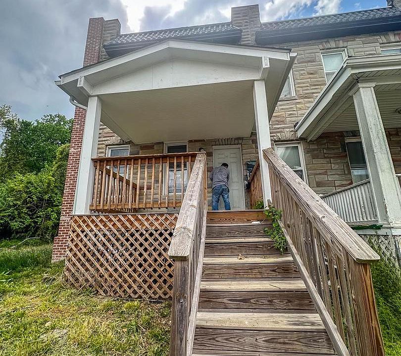 1st image of 144 Palormo Ave