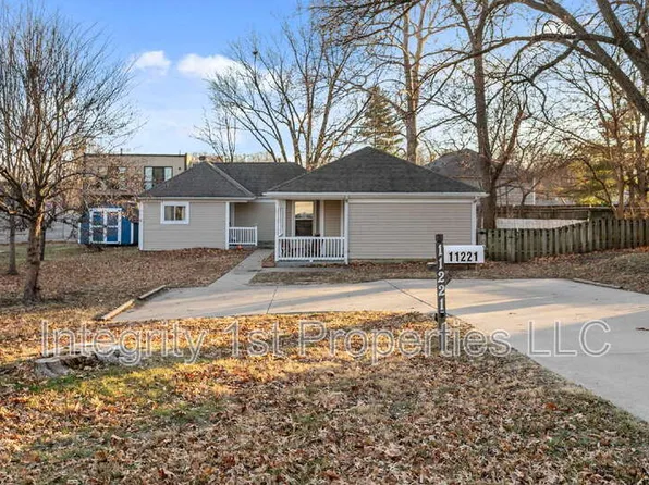 11221 W 59th Ter, Shawnee, KS 66203
