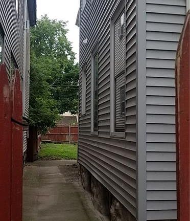 5th image of 495 Woodlawn Ave