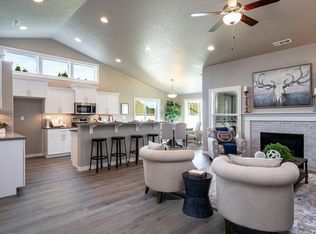 17238 Pintail Dr, Bend, OR 97707