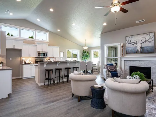 17238 Pintail Dr, Bend, OR 97707