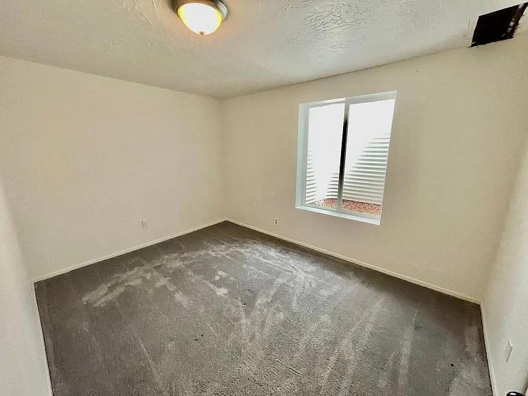436 Belmont Dr — Photo 15