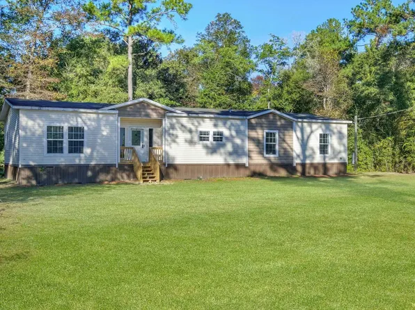 2084 Lakeview Point Rd, Quincy, FL 32351