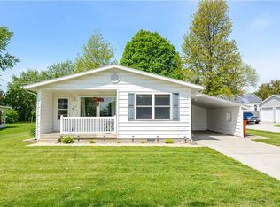 415 S Polk St, Sullivan, IL 61951