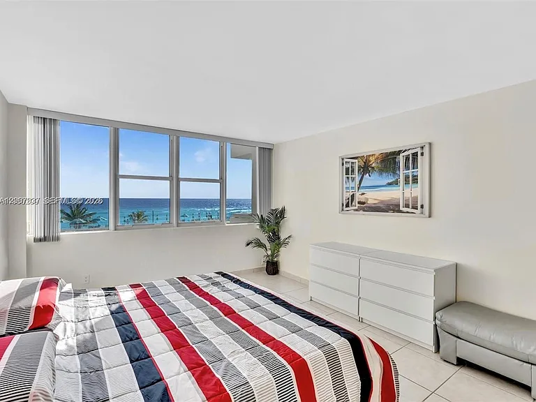 3140 S Ocean Dr #206 — Photo 25