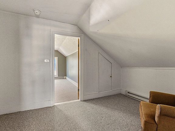 5th image of 514 Middle St Unit 2